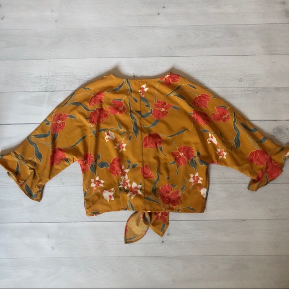 ASTR the Label Crop Top - Picture 5 of 8